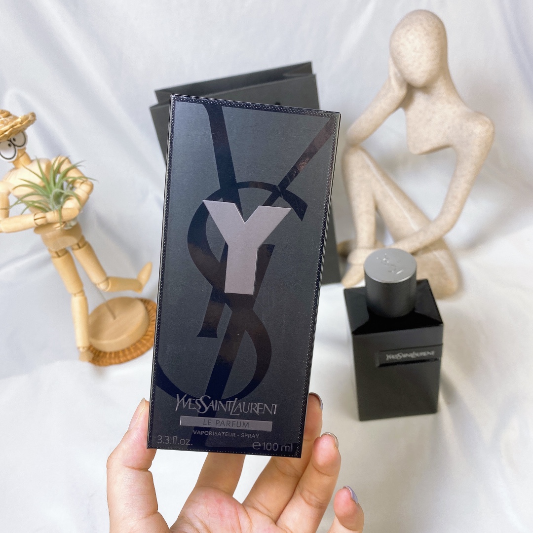 Saint Laurent perfume